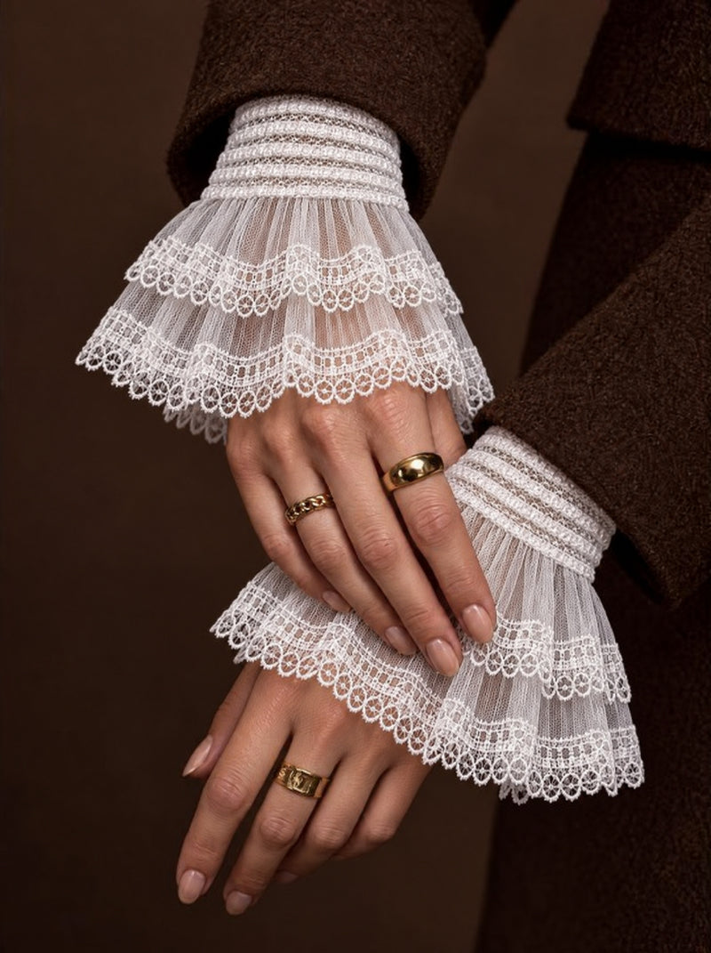 Frilly Cuffs | White