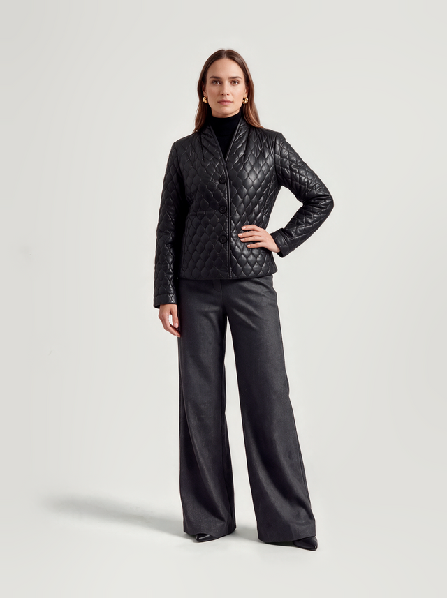 BR&DY Febe Jacket in zwart – jasje ten voeten uit gedragen