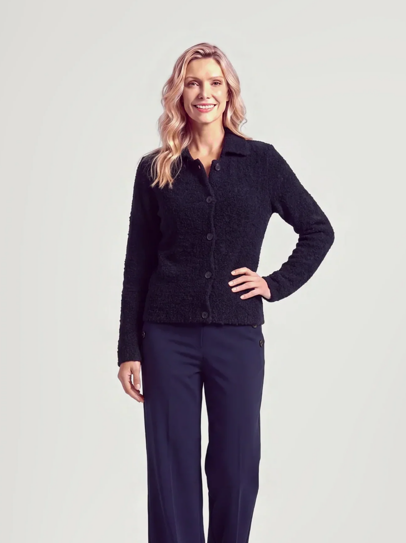 BR&DY Juna Cardigan in donkerblauw – dames vest, close-up