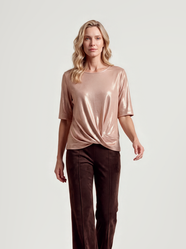 BR&DY June Top in zachtroze – damestop met korte mouw, close-up