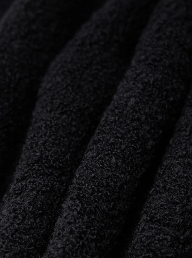 BR&DY Rosa Top in donkerblauw – detail van de stof