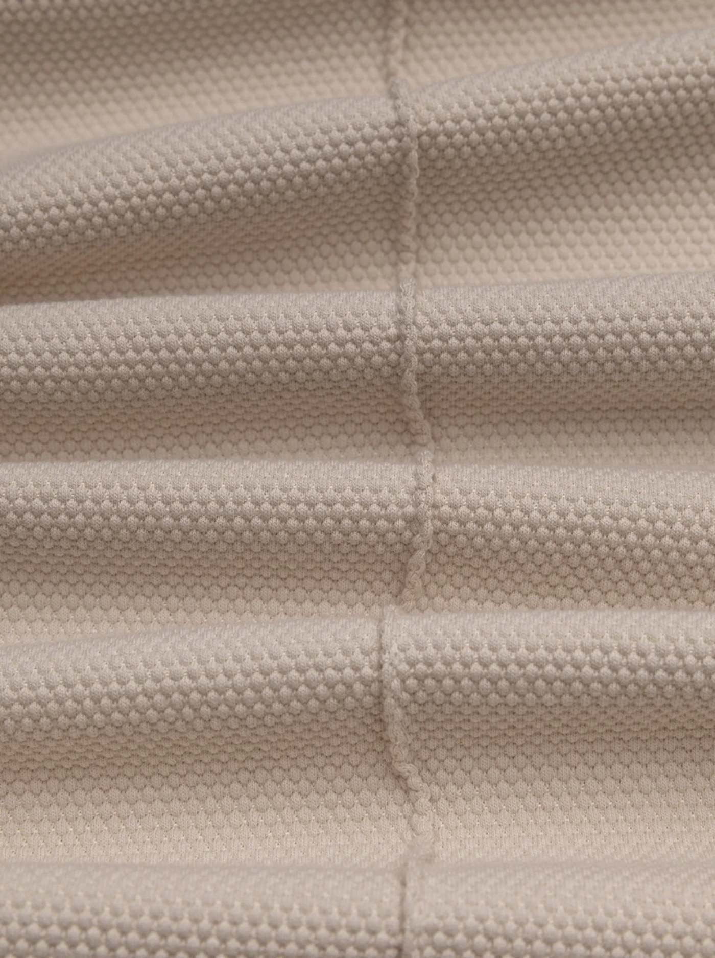 BR&DY Star Pants in ivoor – detail van de stof
