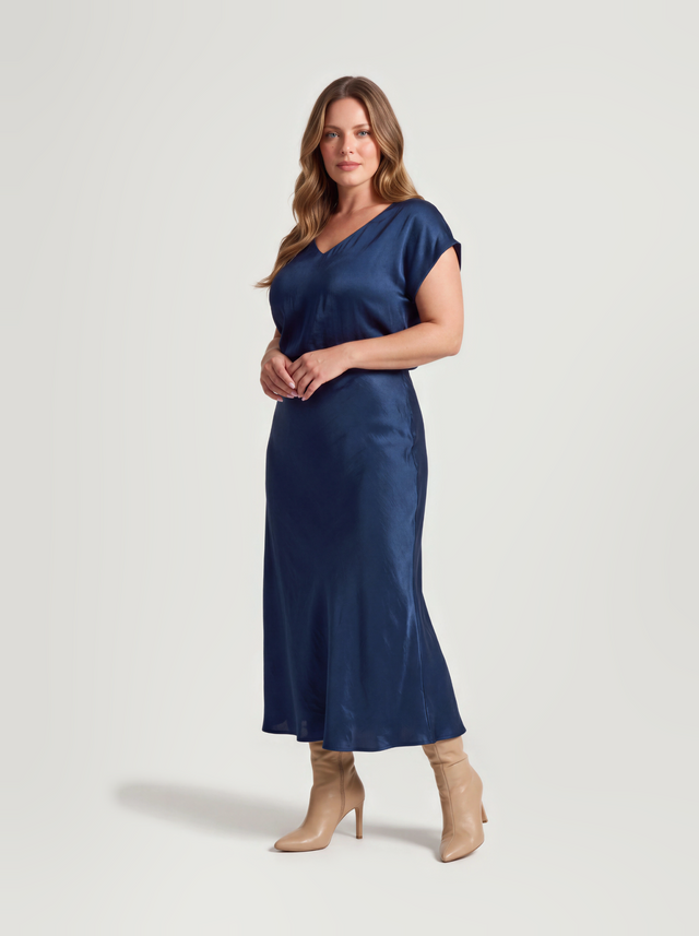 BR&DY Swing Skirt in donkerblauw – rok ten voeten uit gedragen